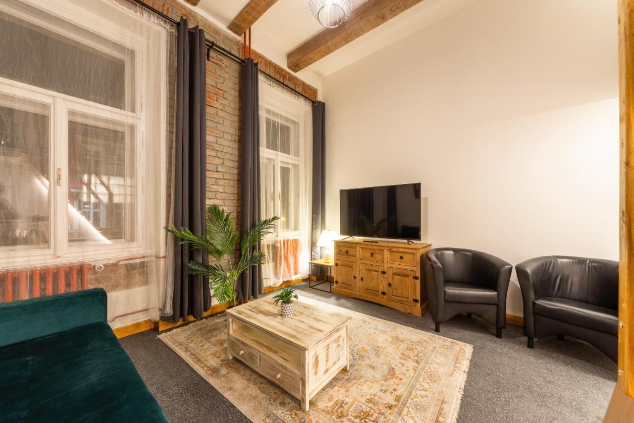 S42 Hotel Прага Екстериор снимка