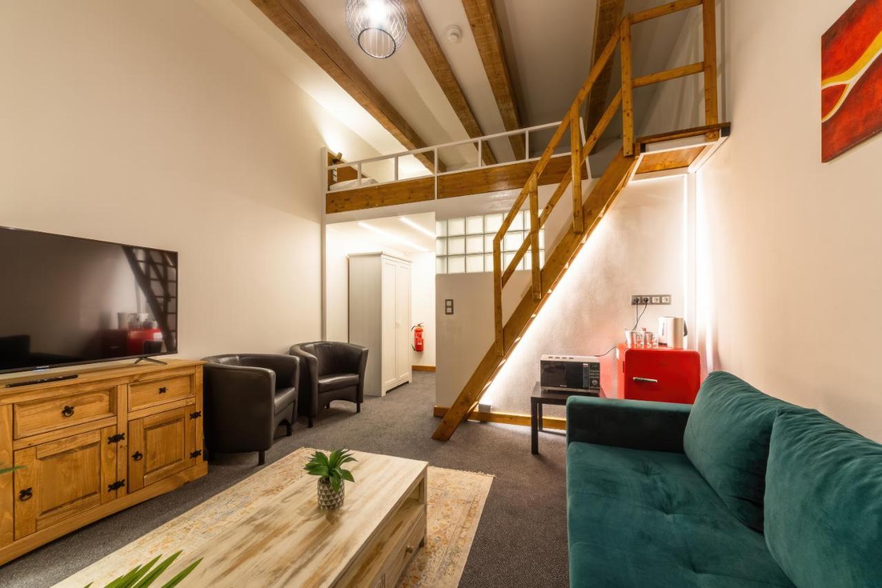 S42 Hotel Прага Екстериор снимка