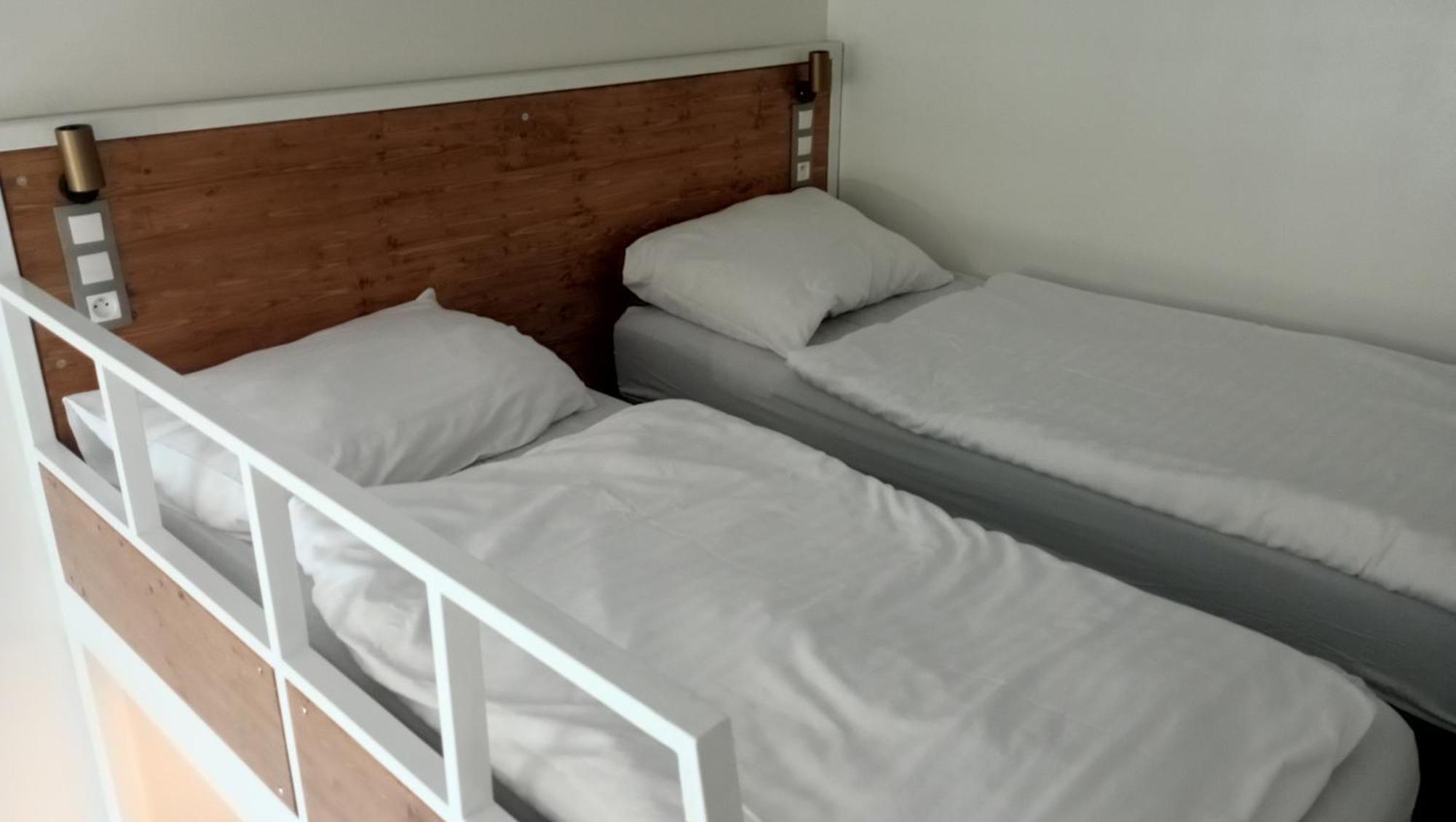 S42 Hotel Прага Стая снимка