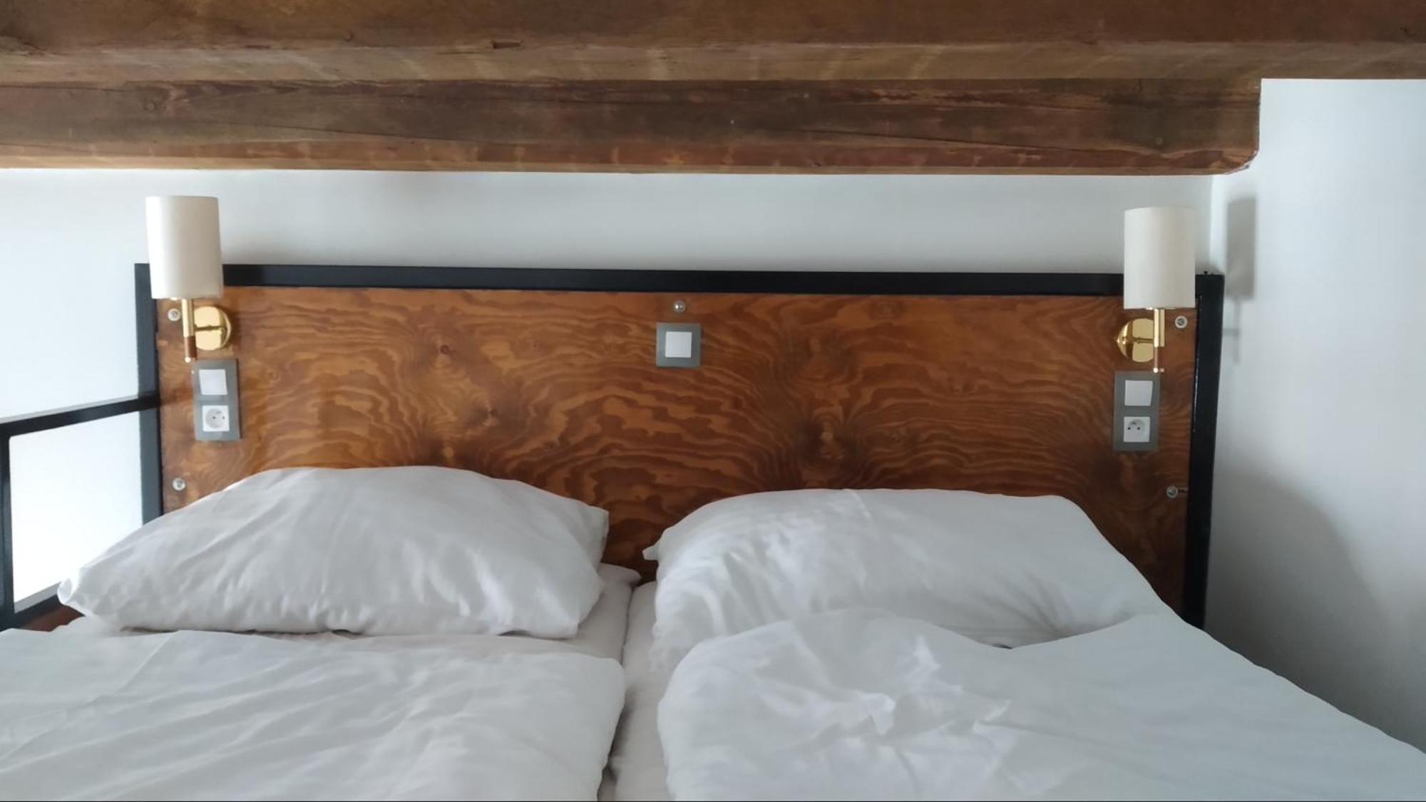 S42 Hotel Прага Стая снимка