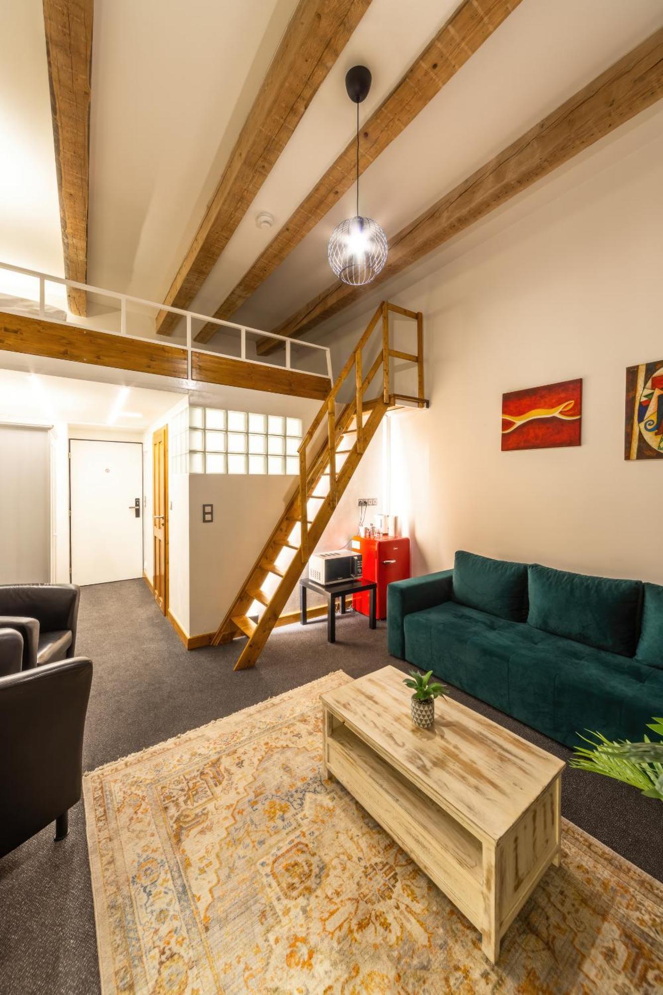 S42 Hotel Прага Стая снимка